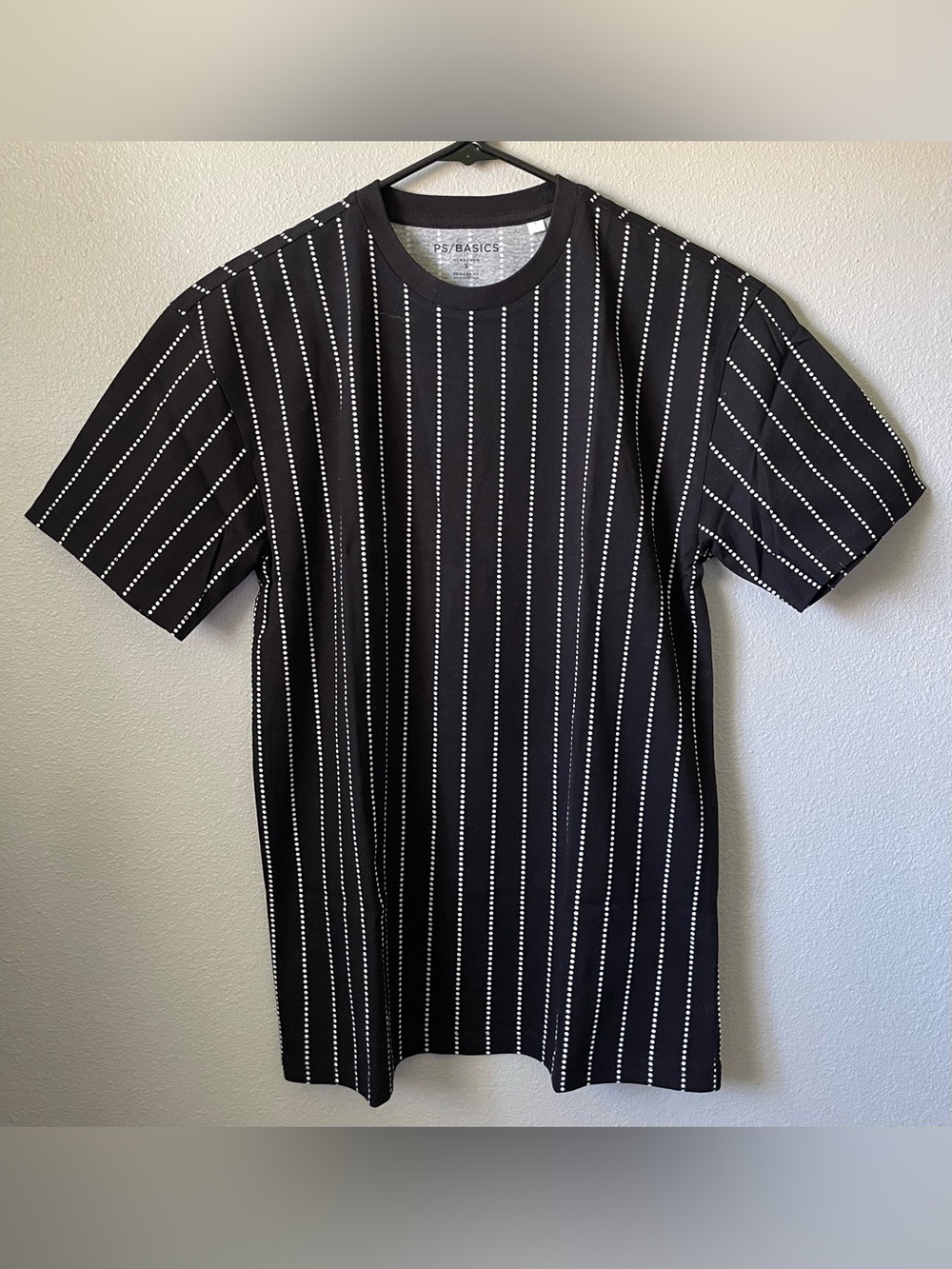 PacSun Black Short-Sleeve Tee with White Pinstripes